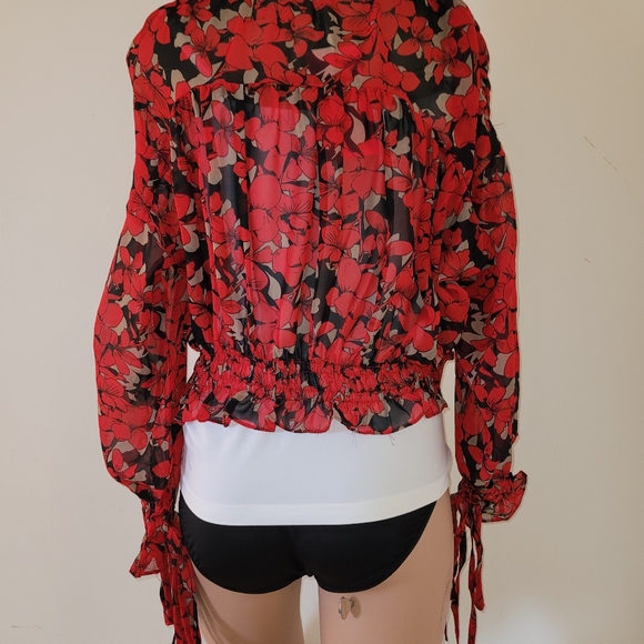 NWT Te Da' MEDIUM TOP BLOUSE UNIQUE CROPPED BoHo SMOCKED RED - Picture 15 of 16